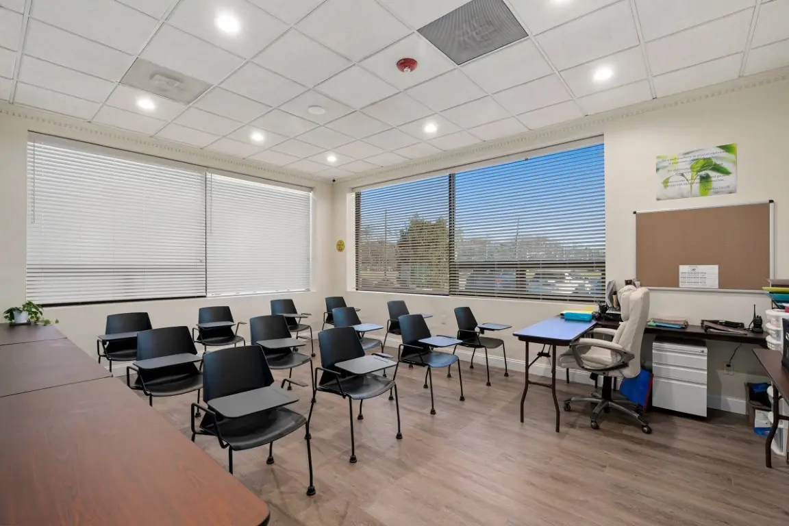 New Chapter - Classroom 5561 (Medium)