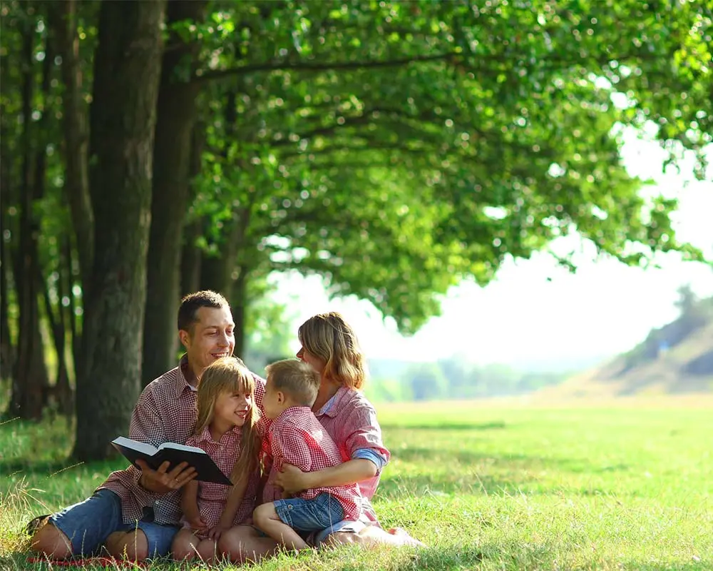 christian-recovery-programs-for-addiction Family participating in faith-based recovery in Parsippany, NJ
